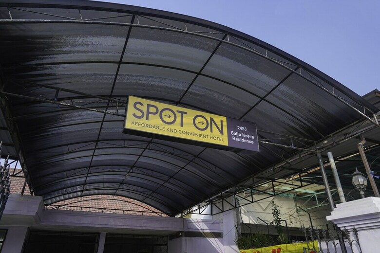 Hotel Spot On 2483 Salju Korea Residence