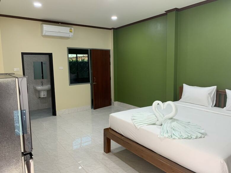Hotel Oyo 625 Airport Smile Place