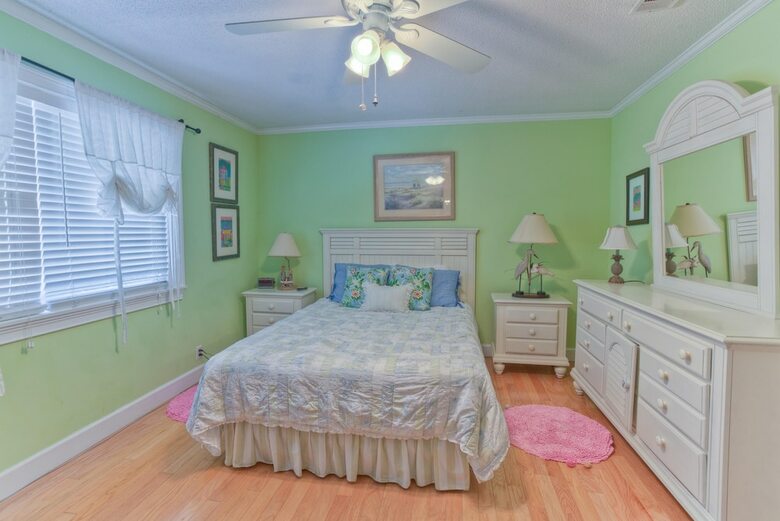 Ocean Walk Three Bedrooms By Hodnett Cooper