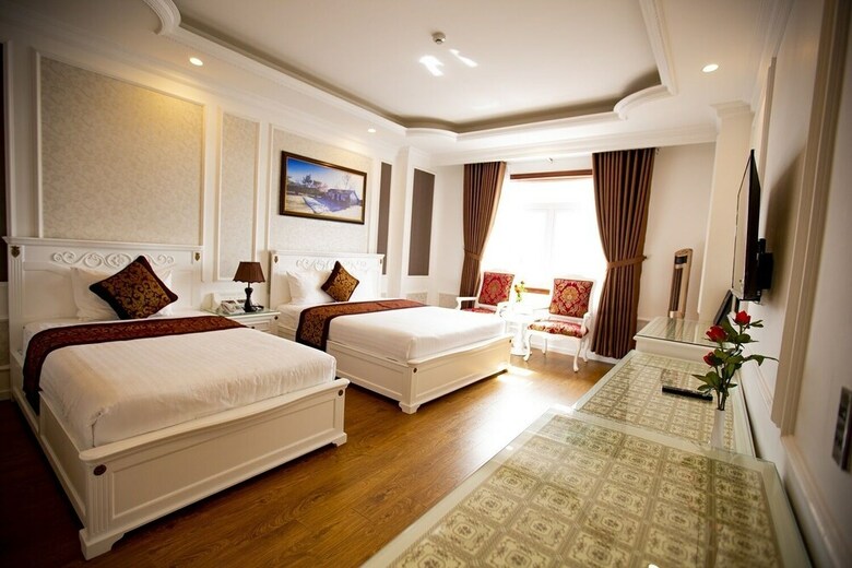 Mai Vang II Hotel