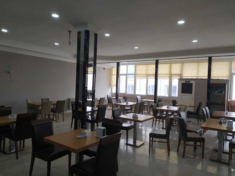Athena Life Hotel