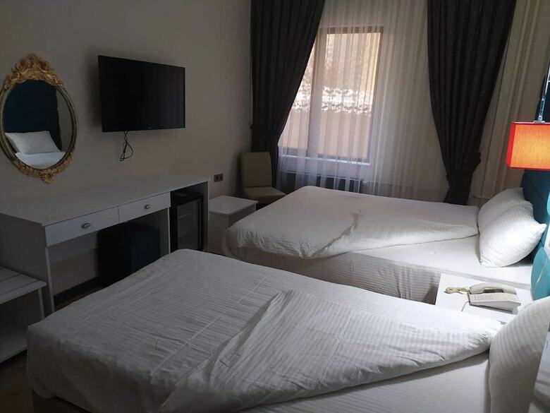 Athena Life Hotel