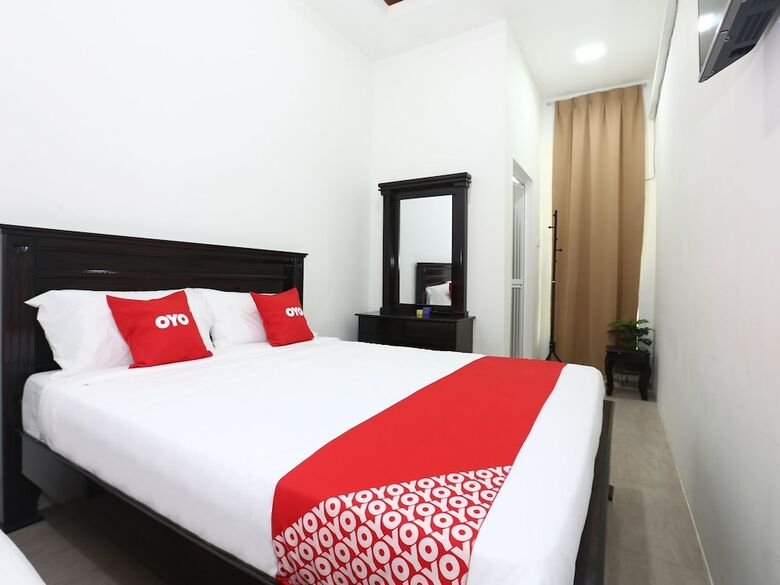 Oyo 89678 Ady Hotel
