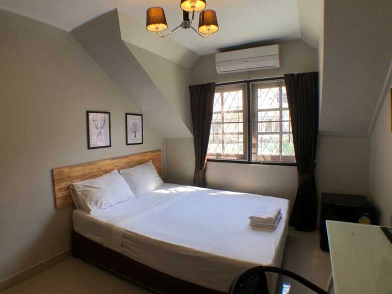 Hotel Sumalee Residence