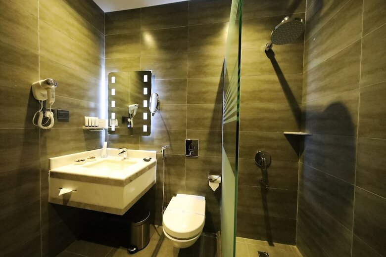 Eva Hotel