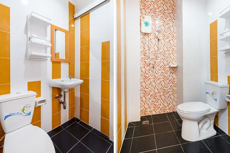 Hotel Oyo 689 Treeyapat Place