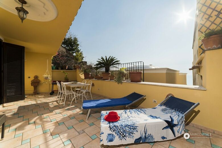 Villa Namily House