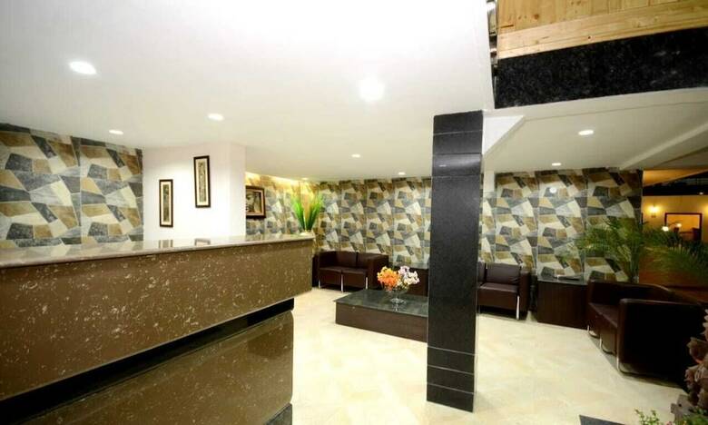 Hotel Raj Bilas Palace
