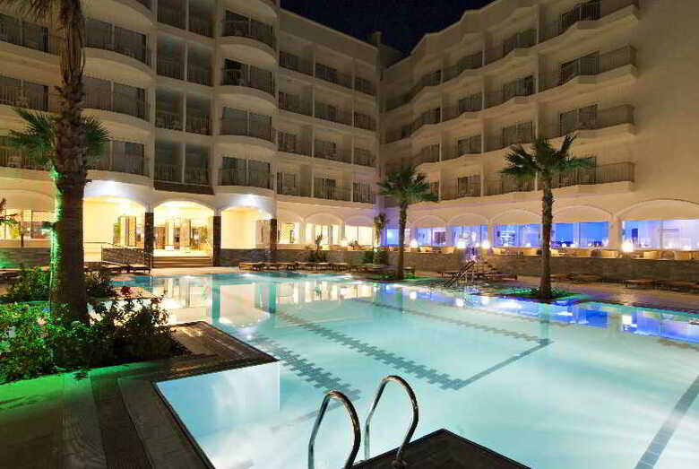 Hotel The Three Corners Royal Star Beach Resort