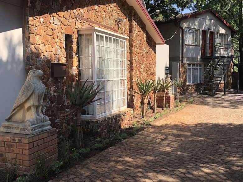 Hotel The Colonial Guest House