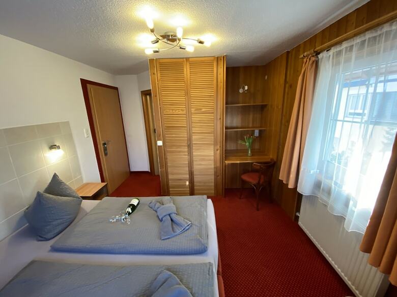 Posada G�stehaus Fliegerh�usle Hagnau