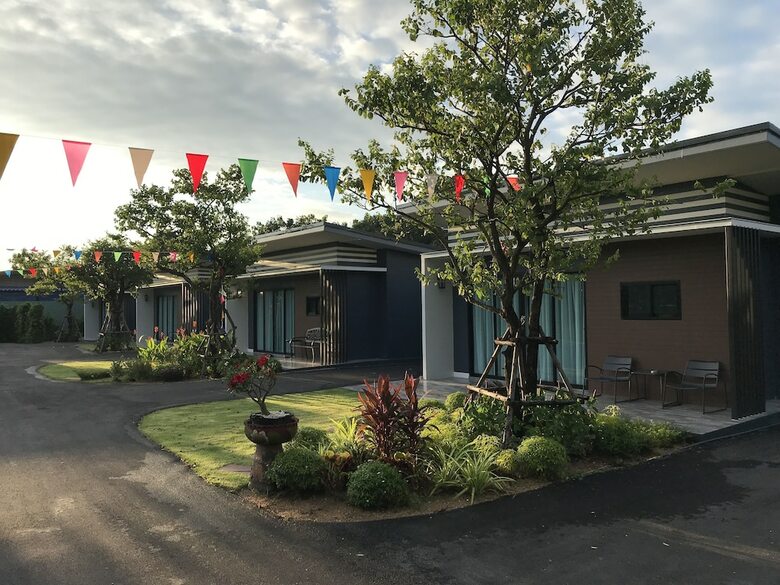 Hotel Bannjamjuree Resort Sattahip