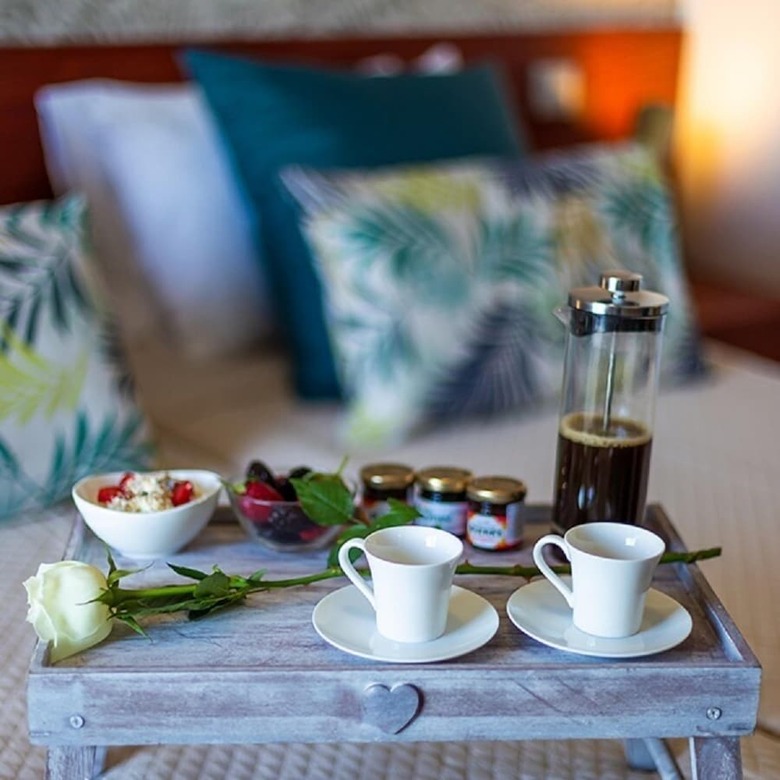 Cavo Zoe Seaside Hotel