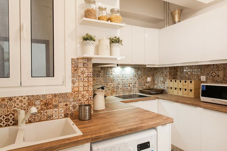 Apartamentos Explore Athens With 2 Bedroom Condo