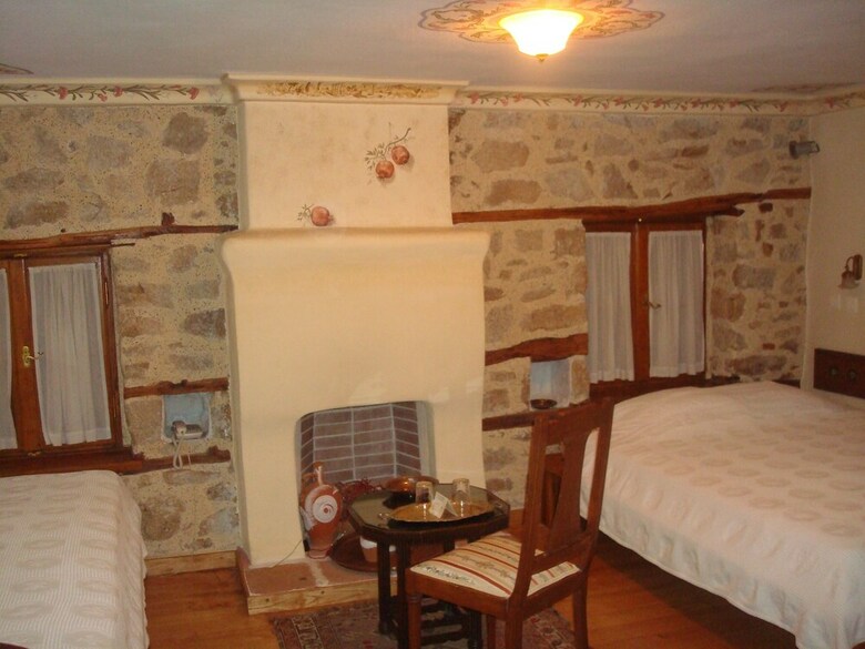 Hotel Oikia Alexandrou Traditional Inn