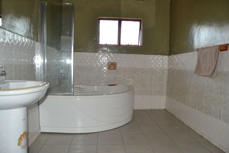 Kubu Hotel