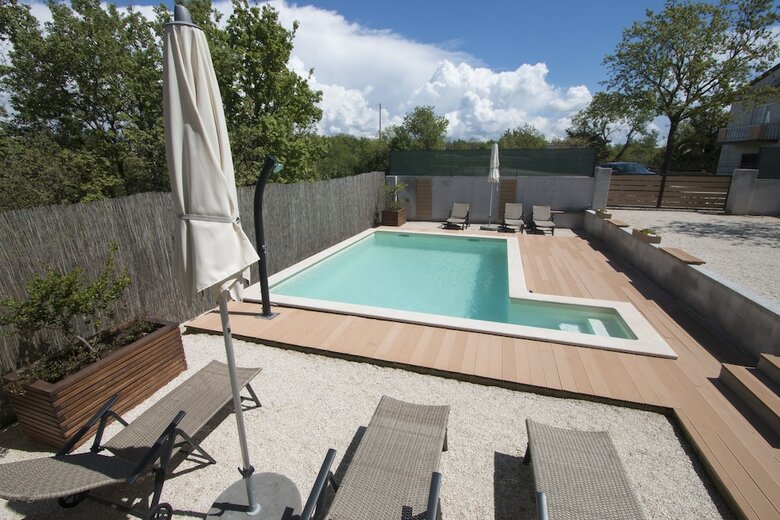 Cosy And Lovely Villa Trosti With A Pool