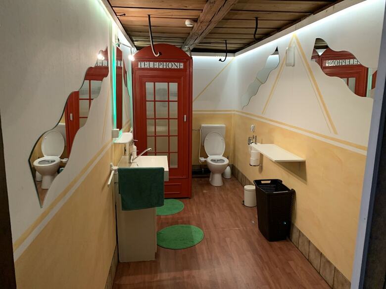 Hostal Hotel Sch�nbrunnen