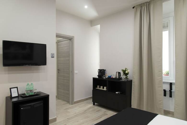 Hotel Room91 - St. Angelo Castle