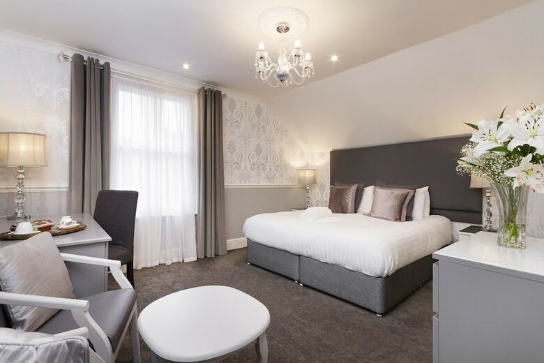Lincoln House Hotel