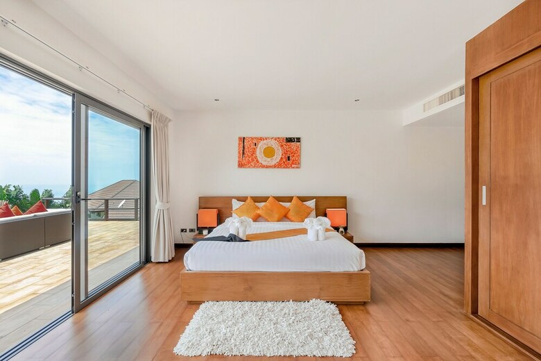 4 Bedroom Sea View Villa Bubbles