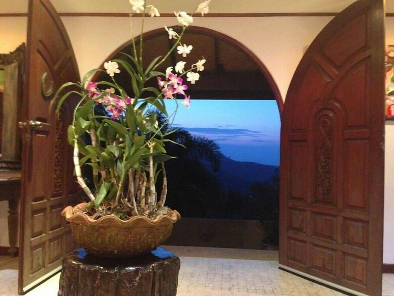 Ever Dreamed Of Staying In A 4 Bedroom Castle