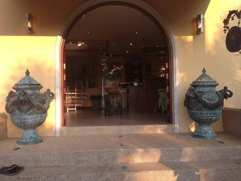 Ever Dreamed Of Staying In A 3 Bedroom Castle