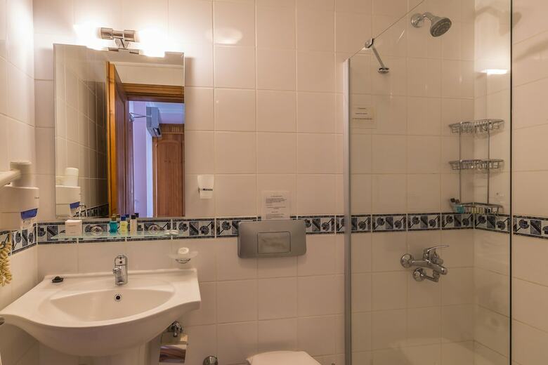 Bed & Breakfast Kalkan Oasis Hotel - Adults Only
