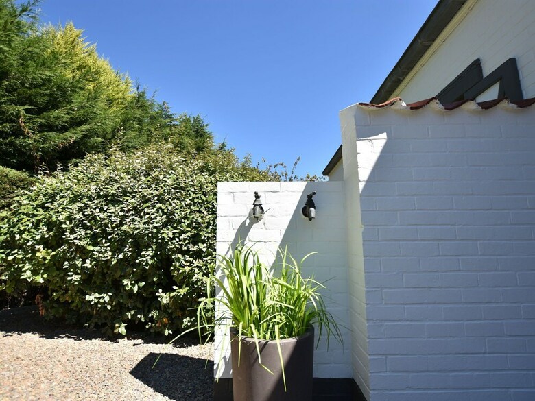Luxury Villa In Sint-idesbald With Jacuzzi