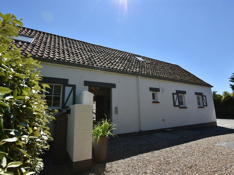 Luxury Villa In Sint-idesbald With Jacuzzi