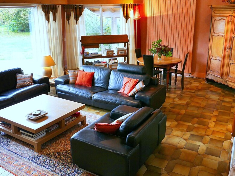 Villa With Private Swimming Pool In A Rural Area, Just Outside Decize