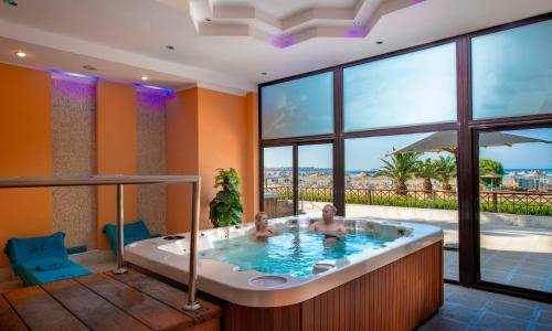 Hotel Stella Makadi Beach Resort & Spa