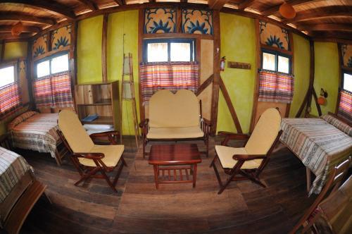 Hotel Azuluna Ecolodge