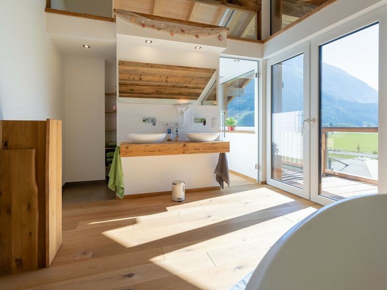 Deluxe Chalet In Neukirchen With Pool & Panoramic Views