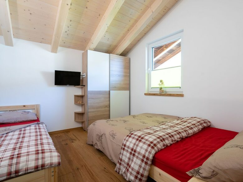 Deluxe Chalet In Neukirchen With Pool & Panoramic Views