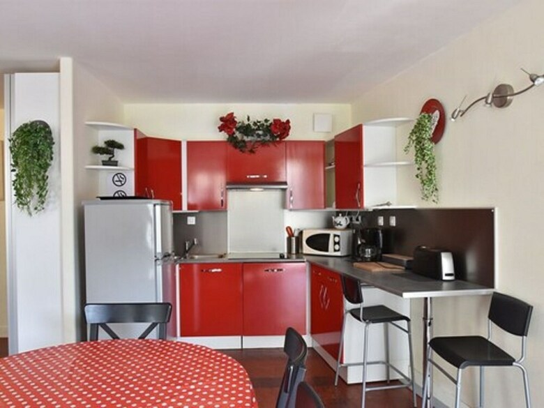 Splendid Cottage In Bayeux Normandy With Terrace