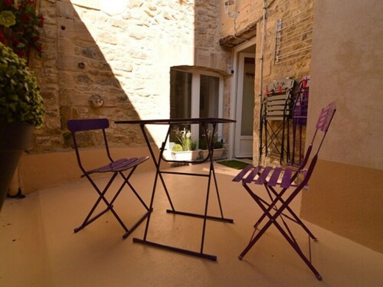 Splendid Cottage In Bayeux Normandy With Terrace