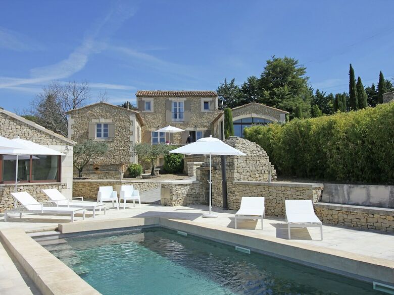 Villa Beautiful, Renovated Bastide With Private Pool And Panoramic Views, 3km From Apt