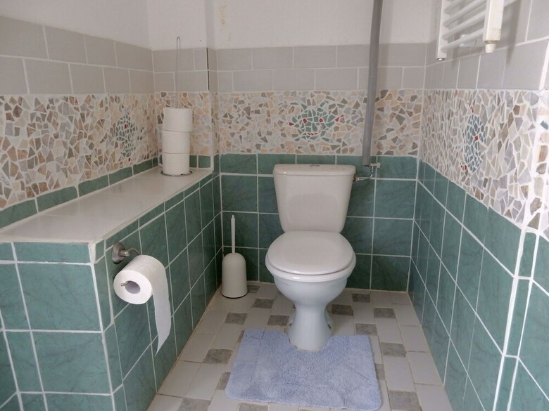 Spacious Holiday Home With Sauna In Celles-sur-plaine