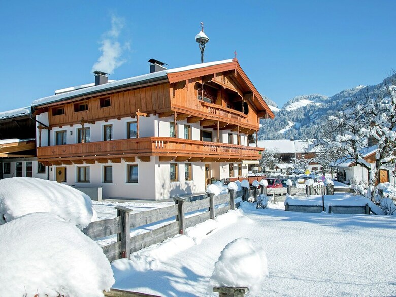Modern Apartment In Itter Near Forest