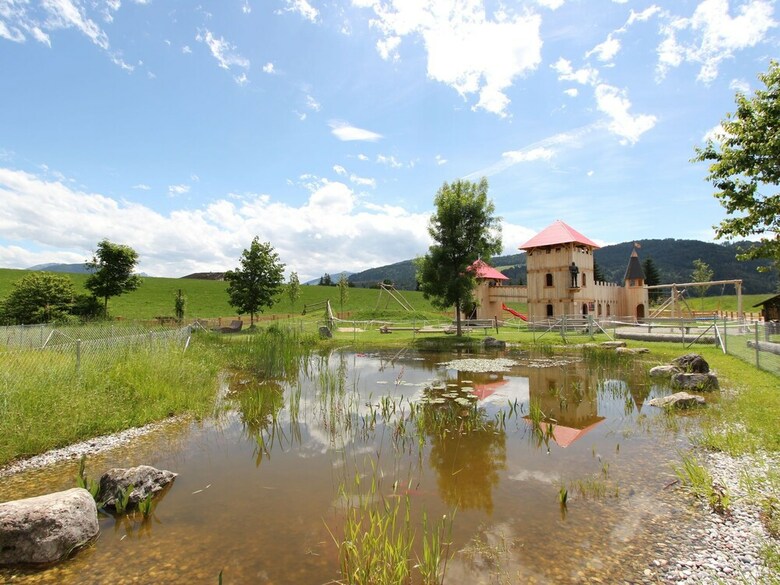 Modern Apartment In Itter Near Forest