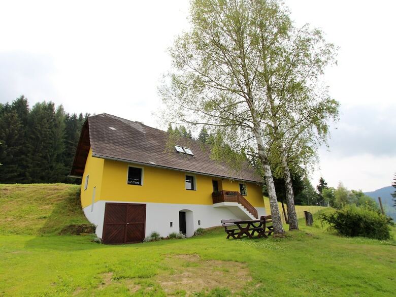 Charming Holiday Home With Garden In Eberstein