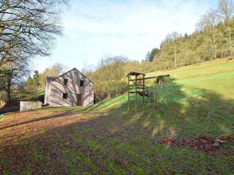 Modern Holiday Home With Private Garden In Vielsalm