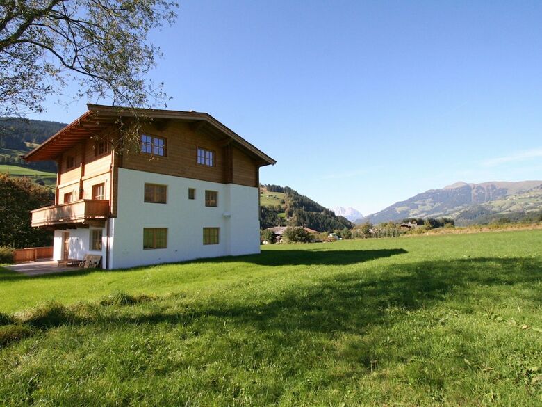 Cozy Chalet Near Ski Area In Kitzbuhel