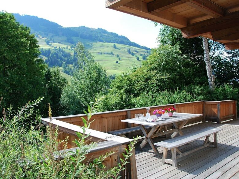 Cozy Chalet Near Ski Area In Kitzbuhel