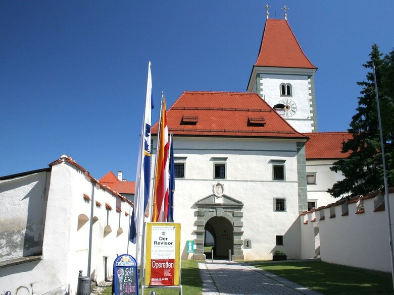 Luxurious Apartment In Eberndorf With Large Garden