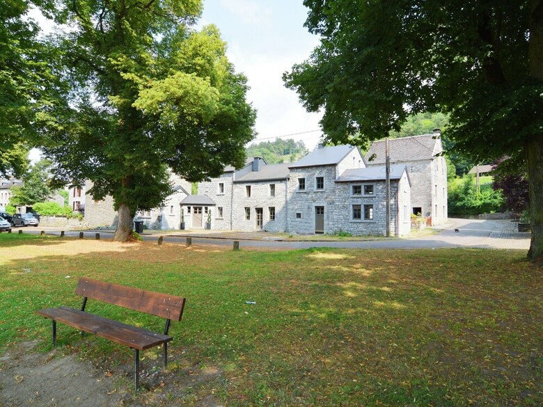 Luxury Cottage In Hamoir Beside A River