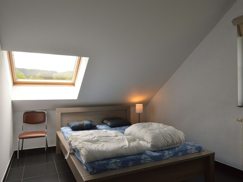 Luxurious Holiday Home With Nice Garden