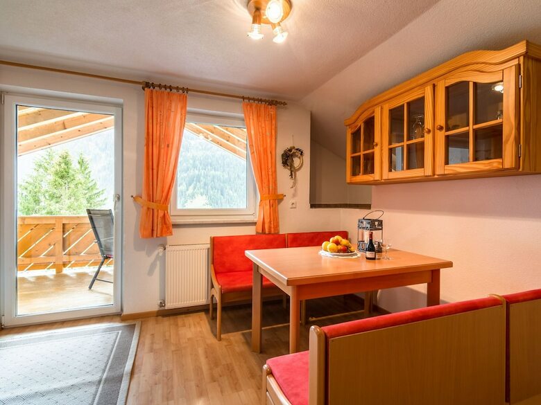 Mountain View Apartment In Strengen Near Forest