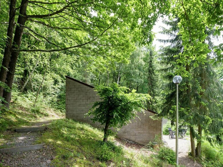 Great Spacious Holiday Home In A Tranquil Holiday Park